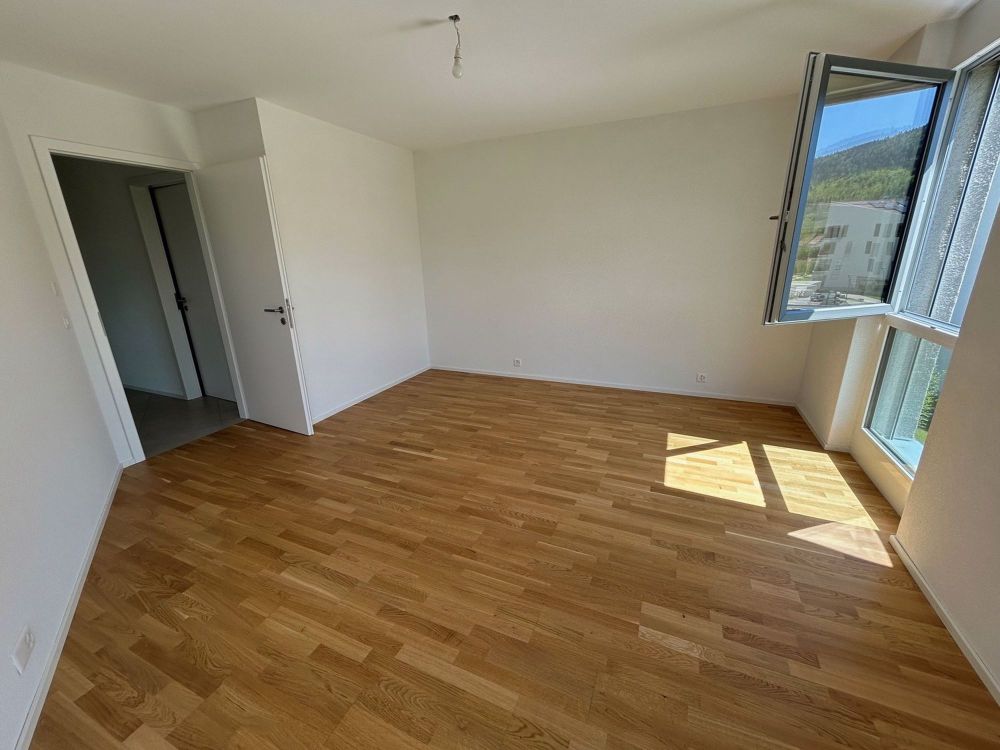 Prächtige 3,5-Zimmer-Wohnung mit Panoramablick in Vallorbe - Bild 9