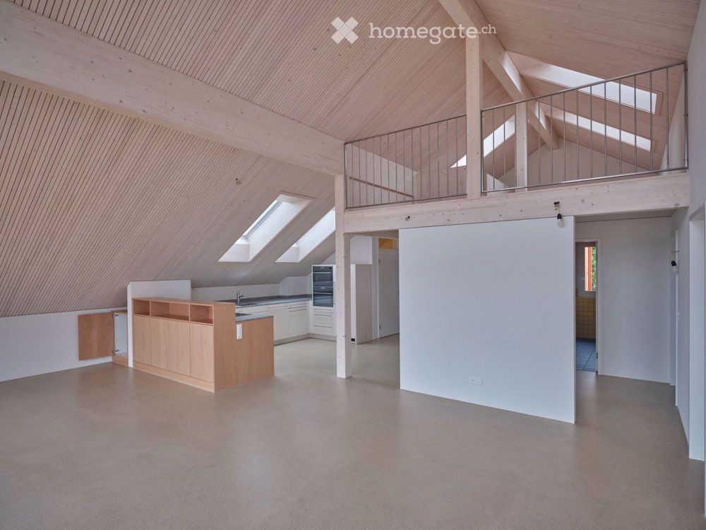 Einmalige, grosszügige 3.5 Zimmer-Dachwohnung mit Terrasse in 2-Familienhaus direkt am Zürichsee - Bild 5