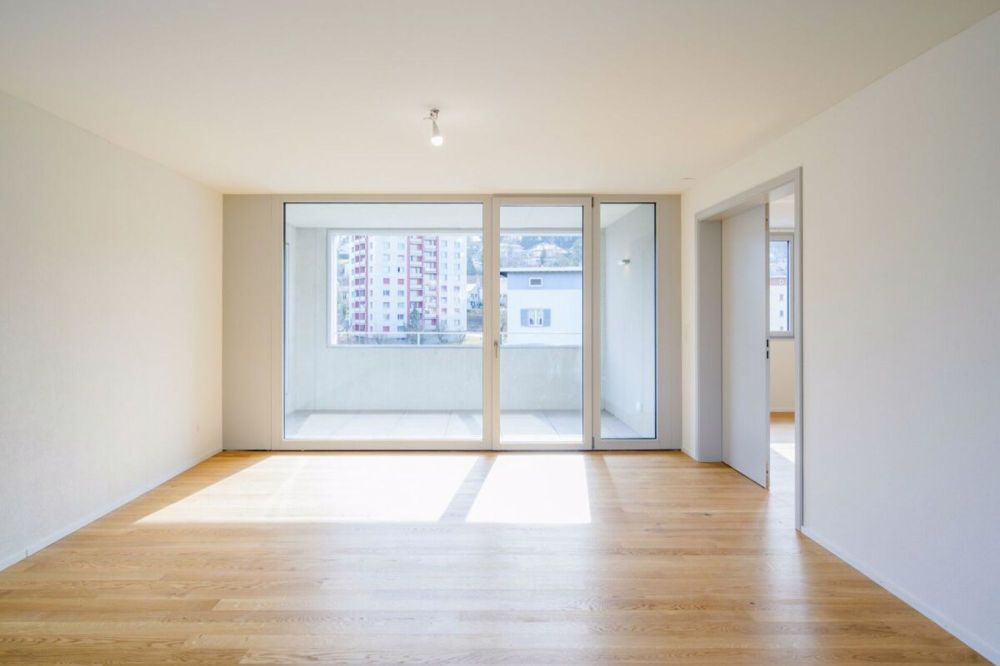 Magnifique appartement de 4.5 pièces entièrement neuf avec balcon-loggia - Bild 3