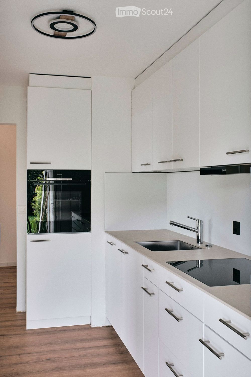 Neu renovierte helle 4.5-Zimmer-Wohnung mit Weitblick - Bild 6