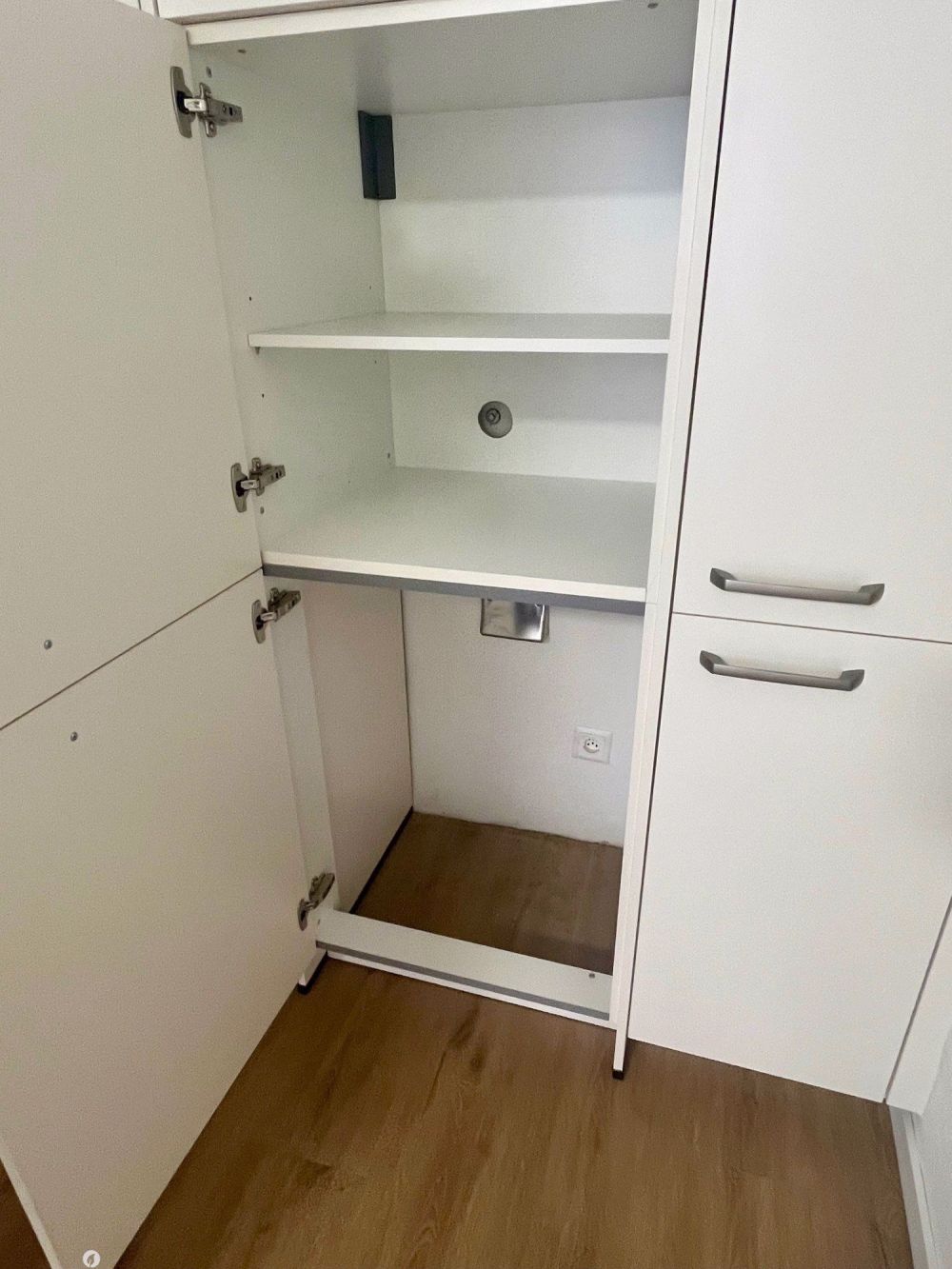 Neu sanierte 2.5-Zimmerwohnung in der Bieler Altstadt - Bild 6