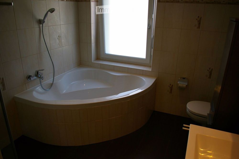 Moderne 3.5-Zimmer-Neubau-Wohnung nähe Spital - Bild 12