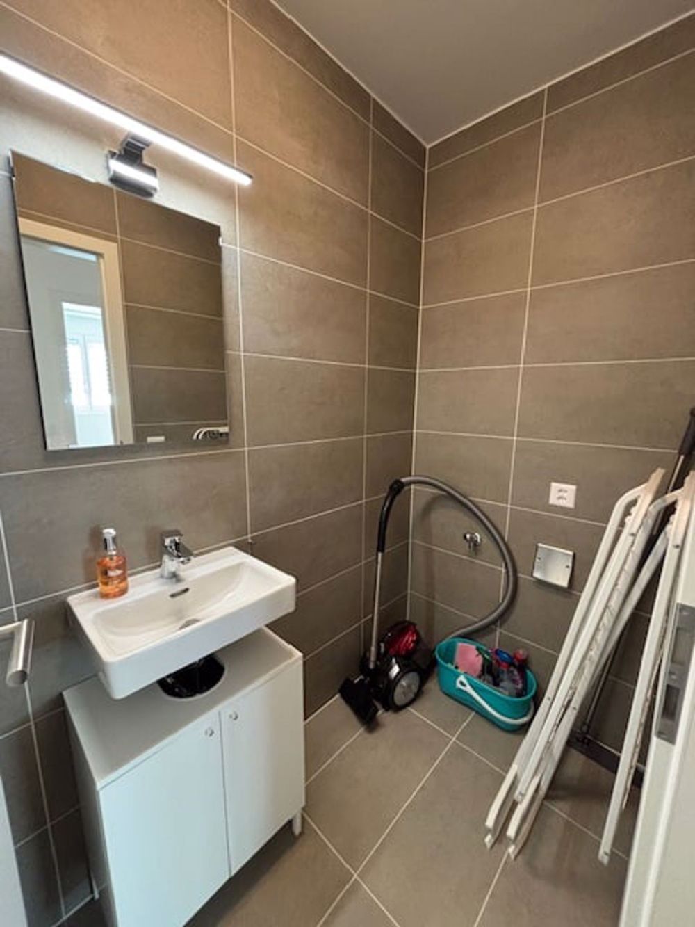 Schönes 3.5-Zimmer-Möbelhaus zur Miete in Chavannes-près-Renens - Bild 8