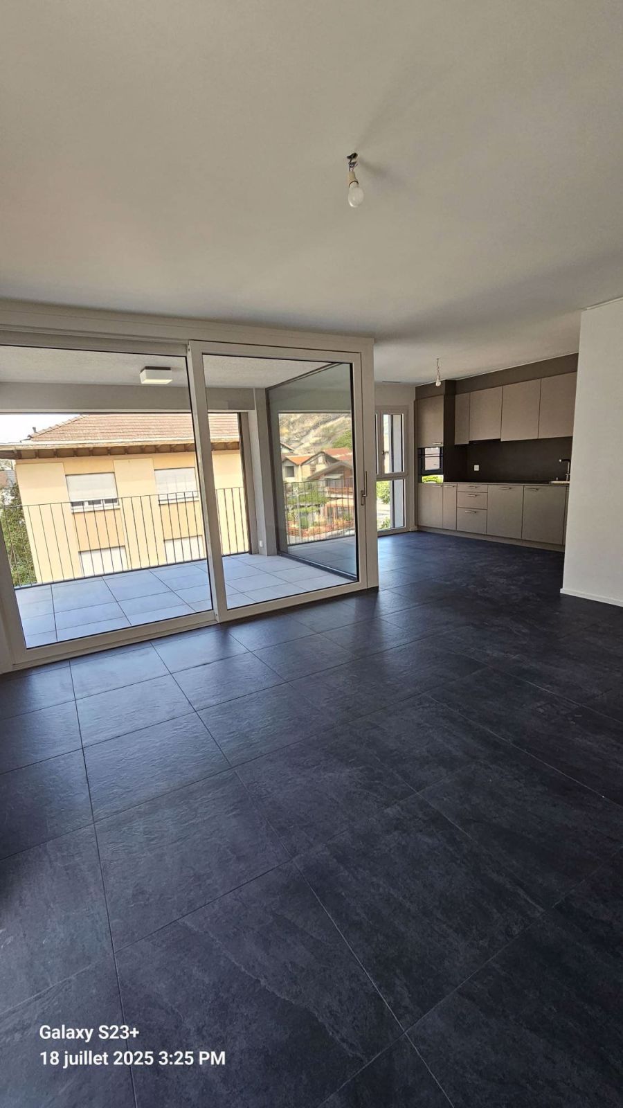 Neue 2.5-Zimmer-Wohnung in Sion - Bild 2