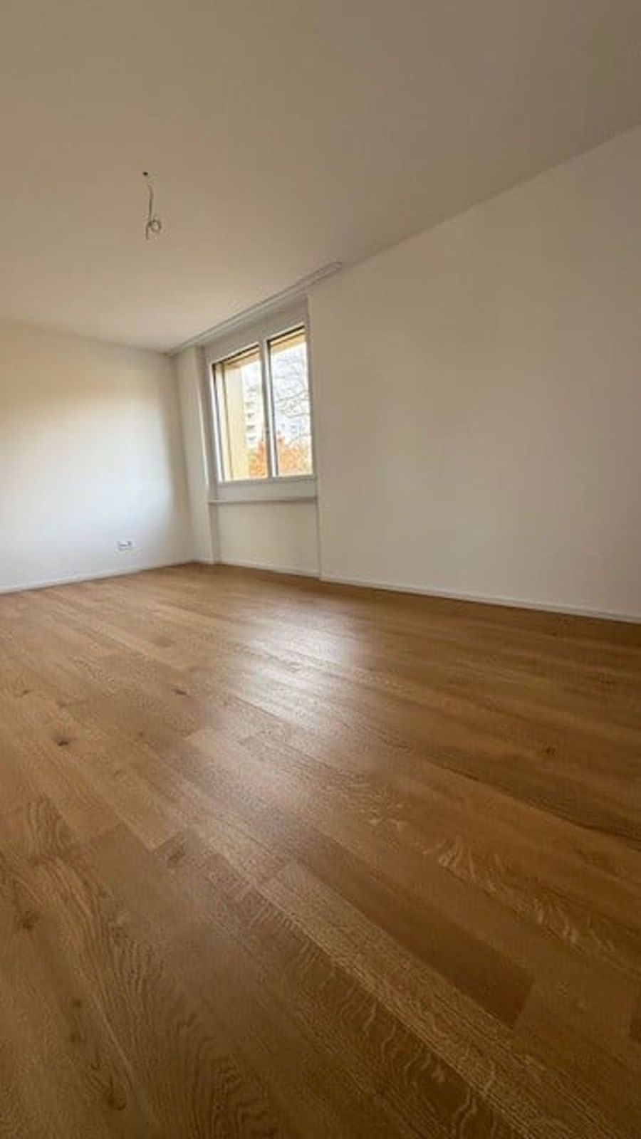 Erstvermietung: komfortable 3,5-Zimmerwohnunggrosser mit sonniger Terrasse und Aussicht - Bild 6