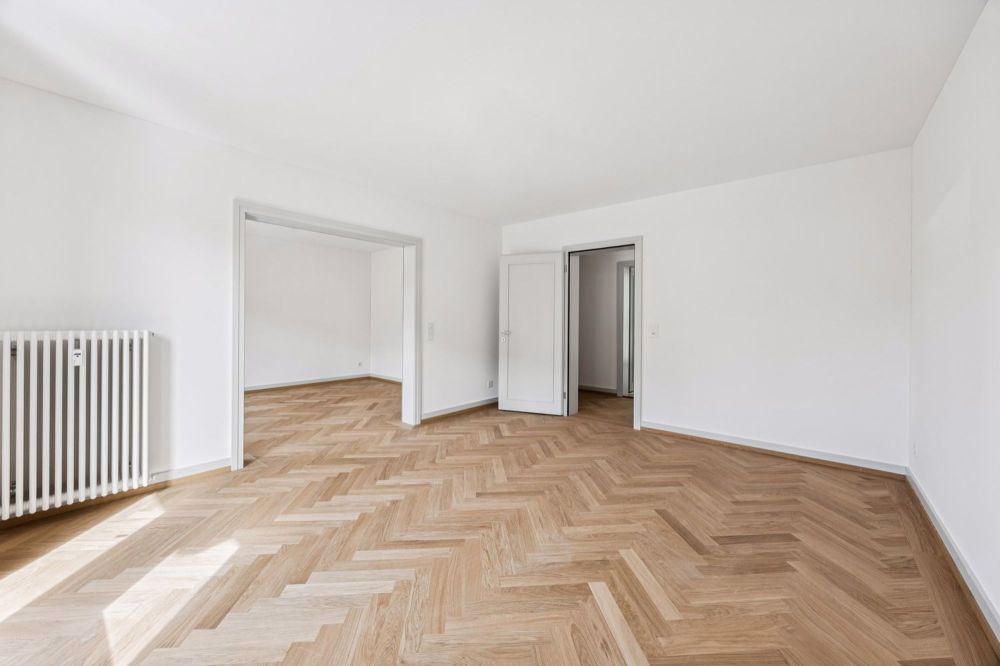 ERSTVERMIETUNG - attraktive 6-Zimmerwohnung im 2. OG mit Balkon - Bild 7