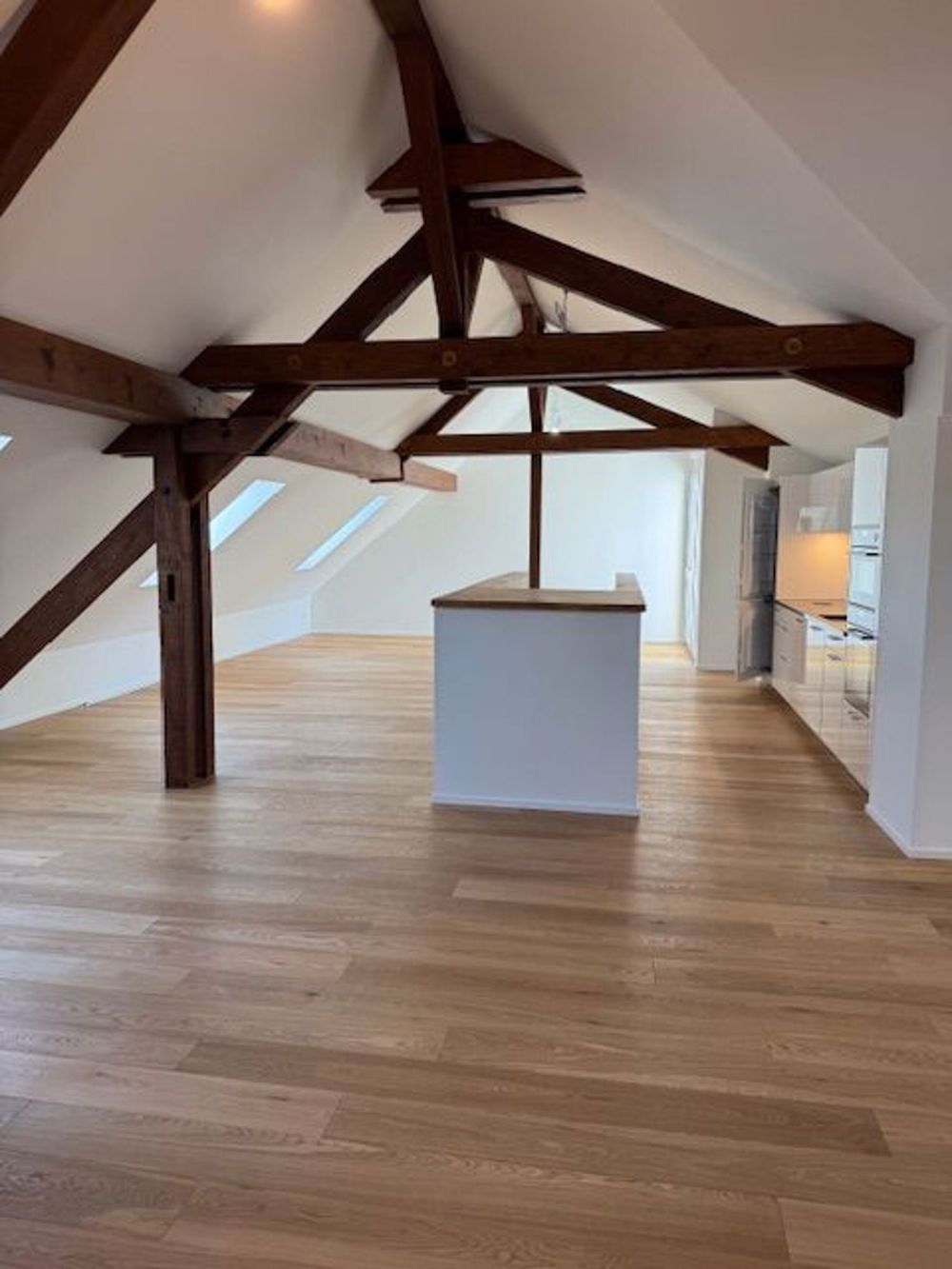 Ab sofort, Erstbezug - Wunderschöne 3.5 Zi Wohnung W3, lauschiger Balkon - Bild 12