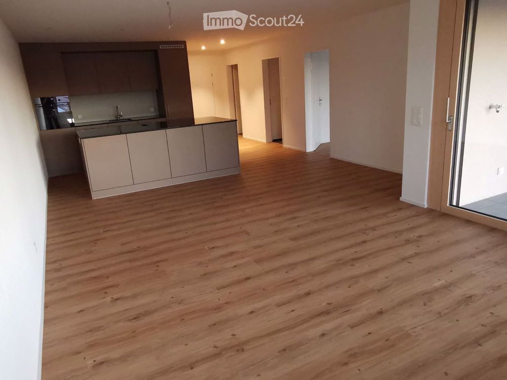 Moderne 2.5-Zimmer-Neubau-Wohnung mit Balkon in Herzogenbuchsee - Bild 1