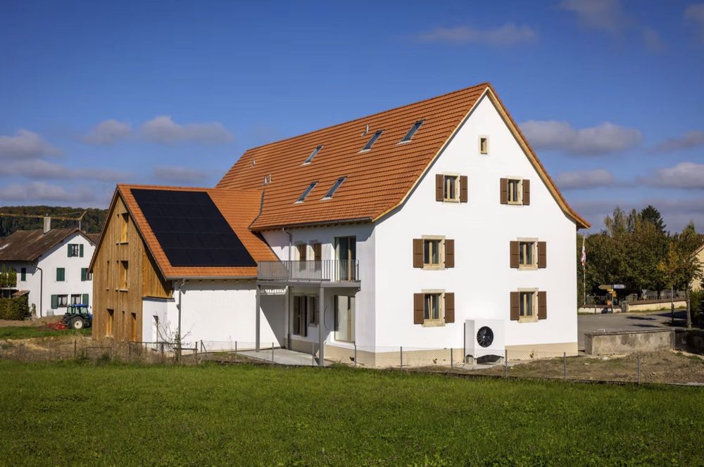 Neue 2.5-Zimmer-Wohnung in Coeuve mit privatem Bad - Bild 12