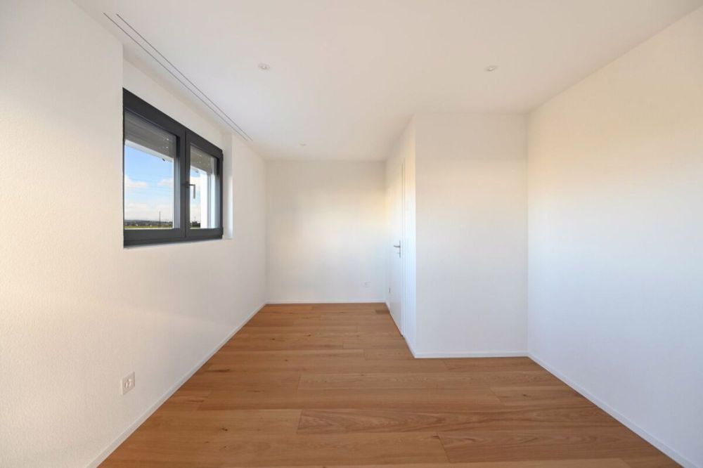 ERSTBEZUG - LUXURIÖSE 3.5-ZIMMER GARTENWOHNUNG - Bild 7