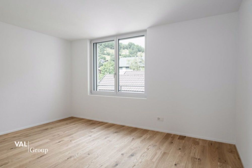 Moderne, lichtdurchflutete 4.5-Zimmerwohnung in attraktiver, ruhiger Lage - Bild 1