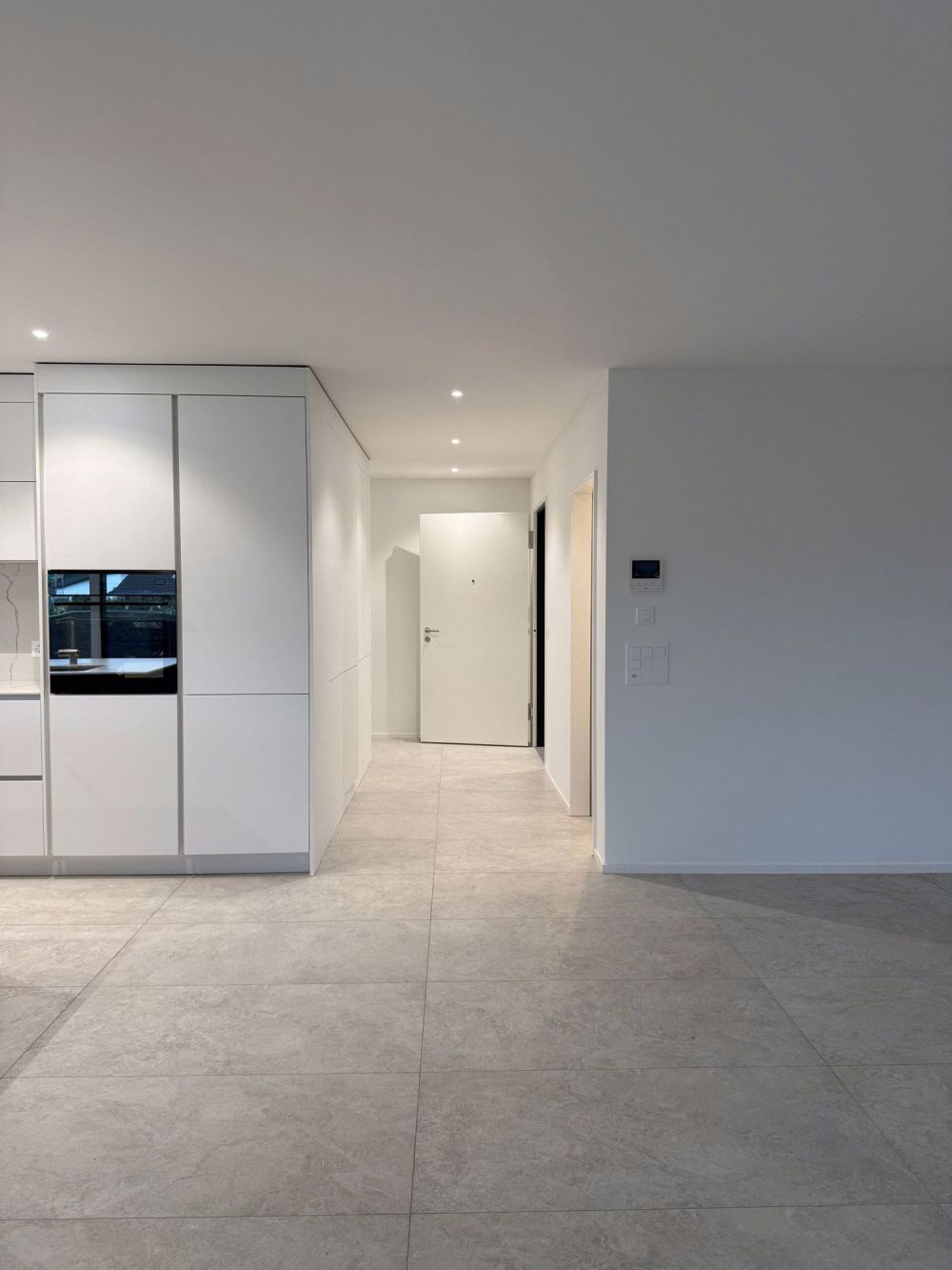 Neubau: 4.5-Zimmerwohnung mit grossem Balkon und Tiefgaragenplatz in Däniken - Bild 5