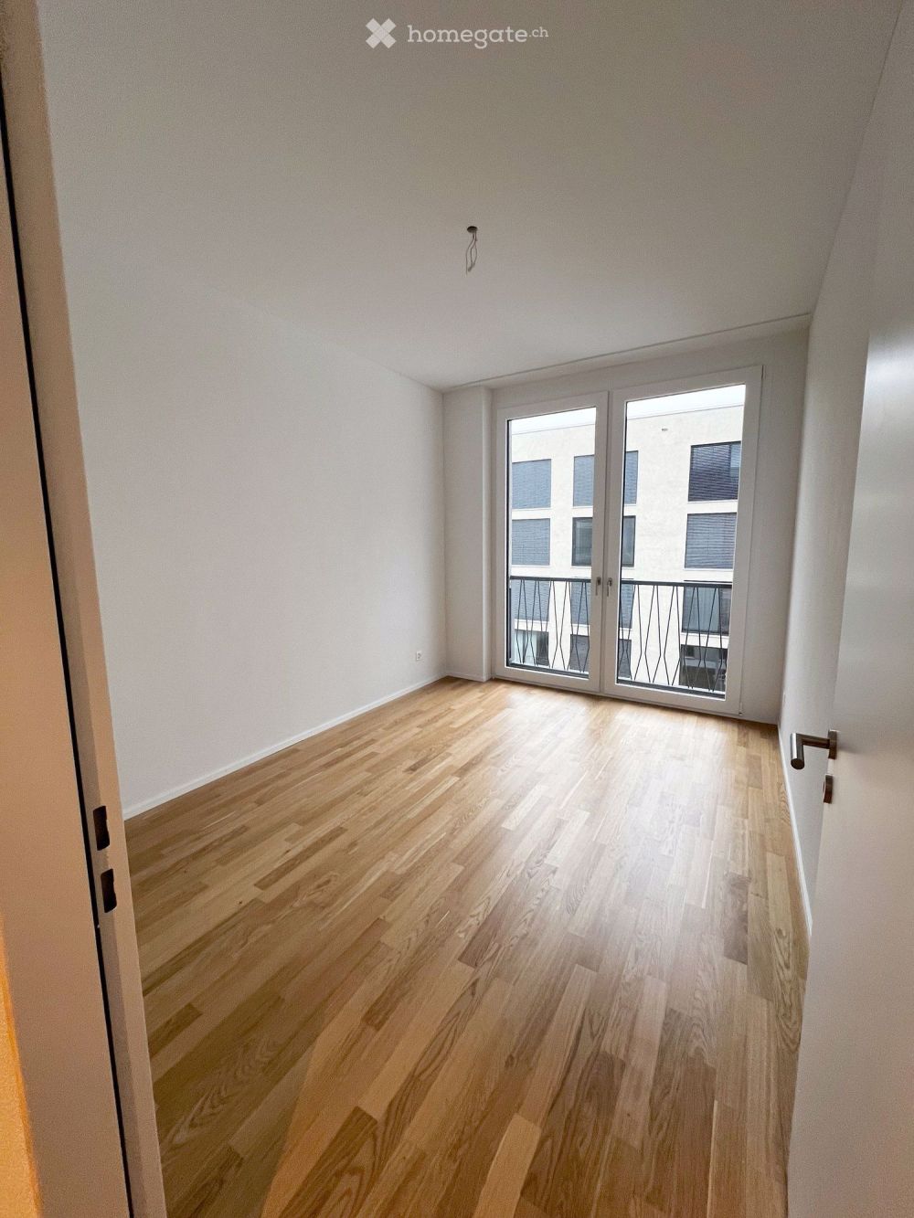 Helle 3.5-Zimmer-Wohnung in Basel – ruhige Lage mit schöner Aussicht & Garage - Bild 3