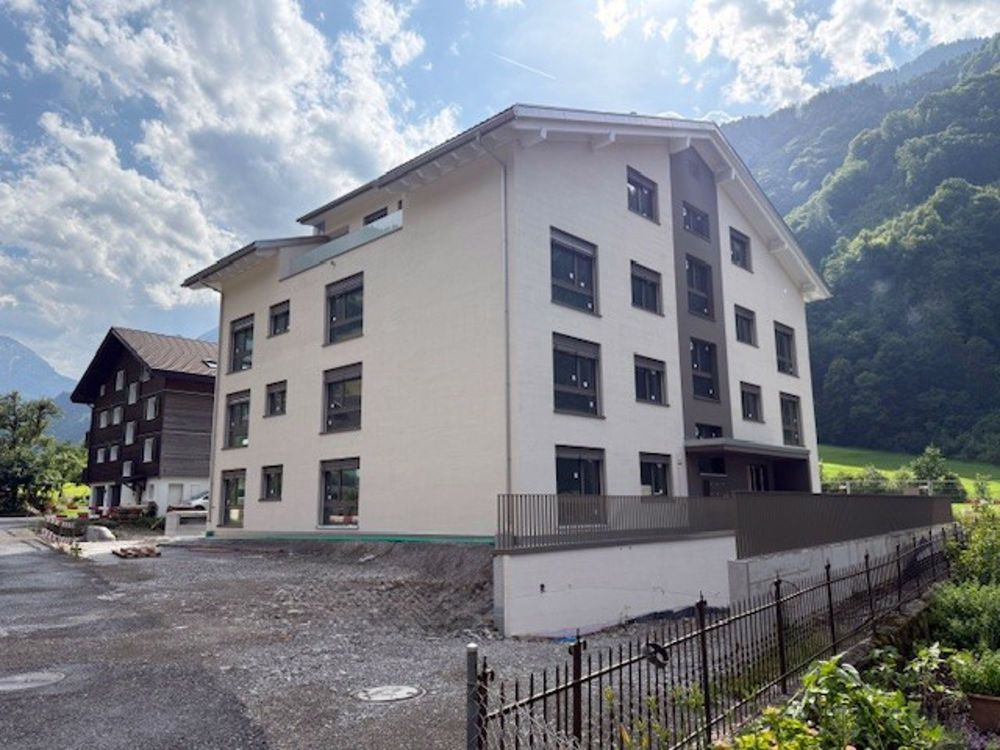 Moderne 4.5-Zimmer Neubau Gartenwohnung - Bild 2