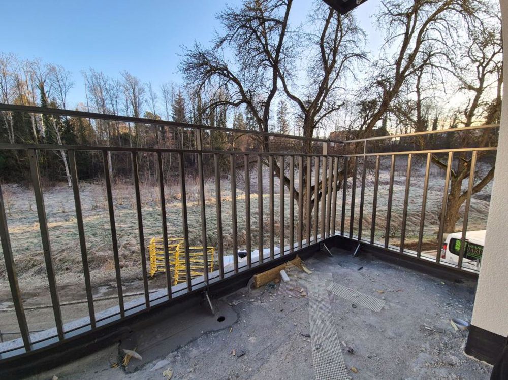 Au coeur de l'éco quartier à Marly : Spacieux appartement neuf de 2.5 pièces au 2ème étage avec 2 balcons - Bild 1