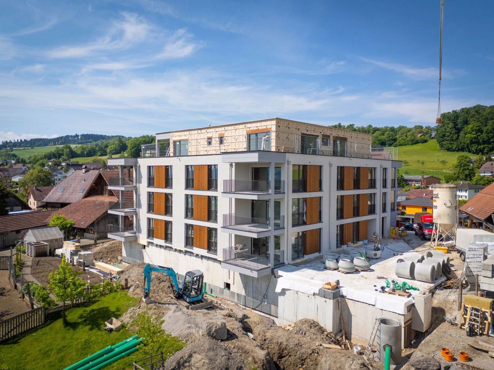 Zu vermieten moderne 5.5-Zimmerwohnung in Reitnau mit Panoramablick - Bild 2