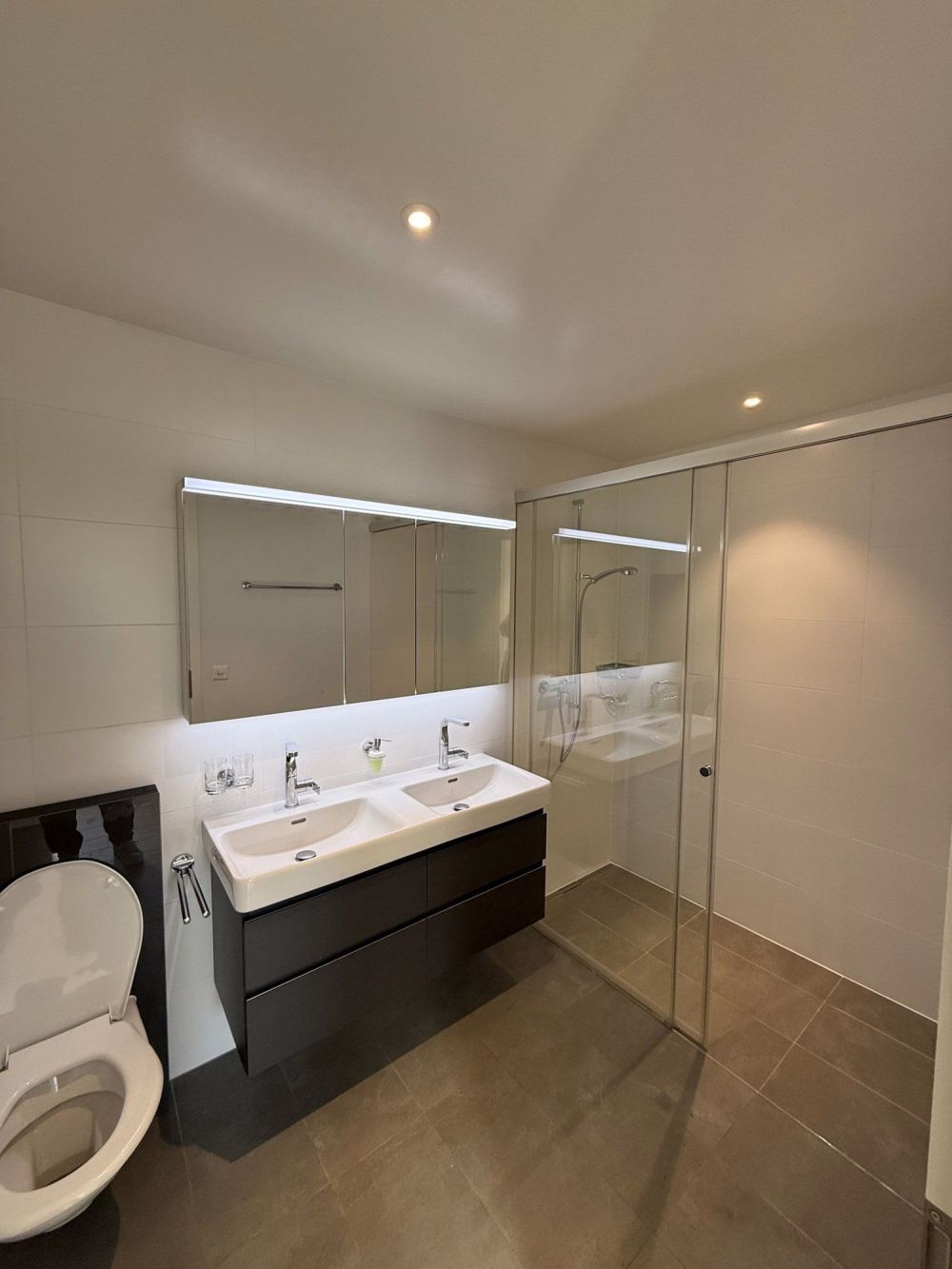 Wohnung mit 3.5 Zimmern im 1. Stock - Bild 9