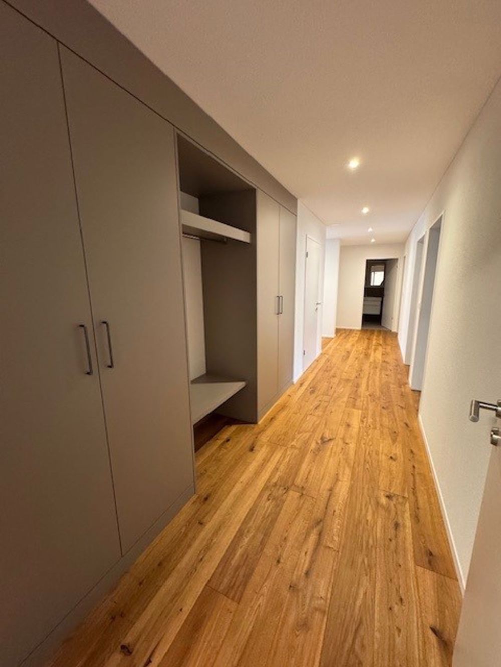 Tolle 4.5-Zimmer-Wohnung - Erstbezug - Bild 12
