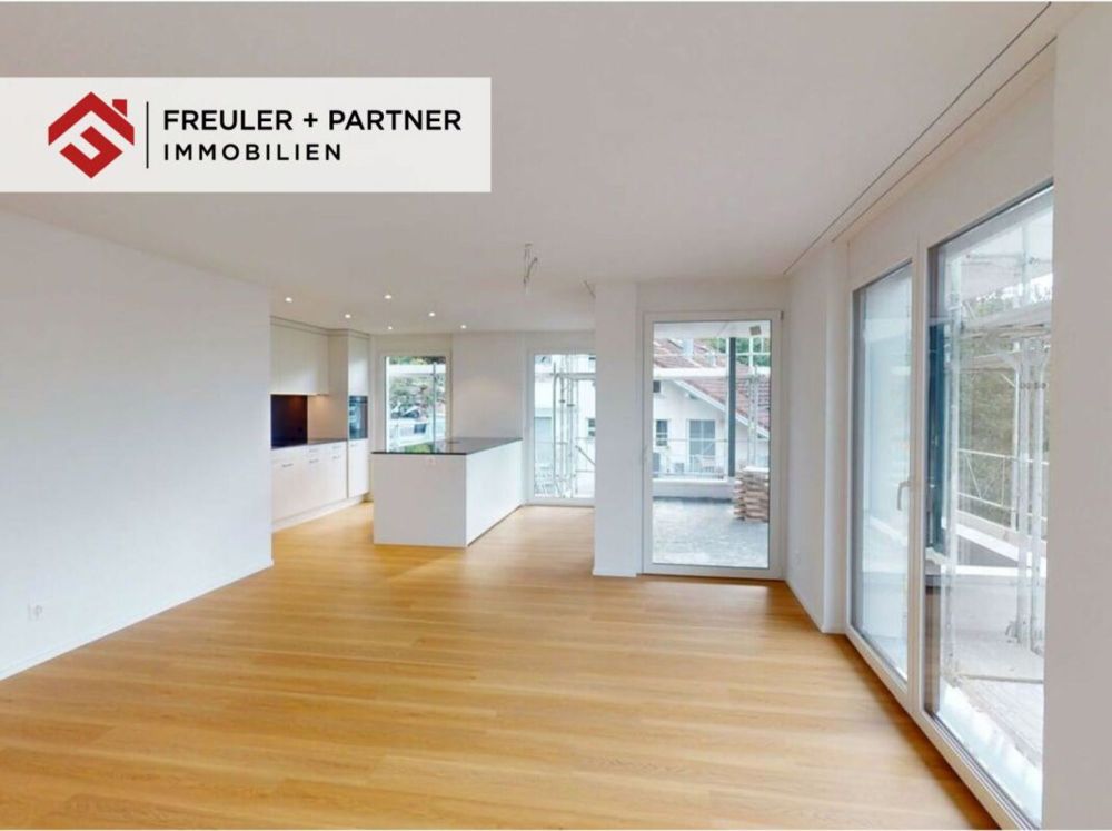 3½ Zi-Neubauwohnung im Erdgeschoss mit herrlicher Aussicht - Bild 1