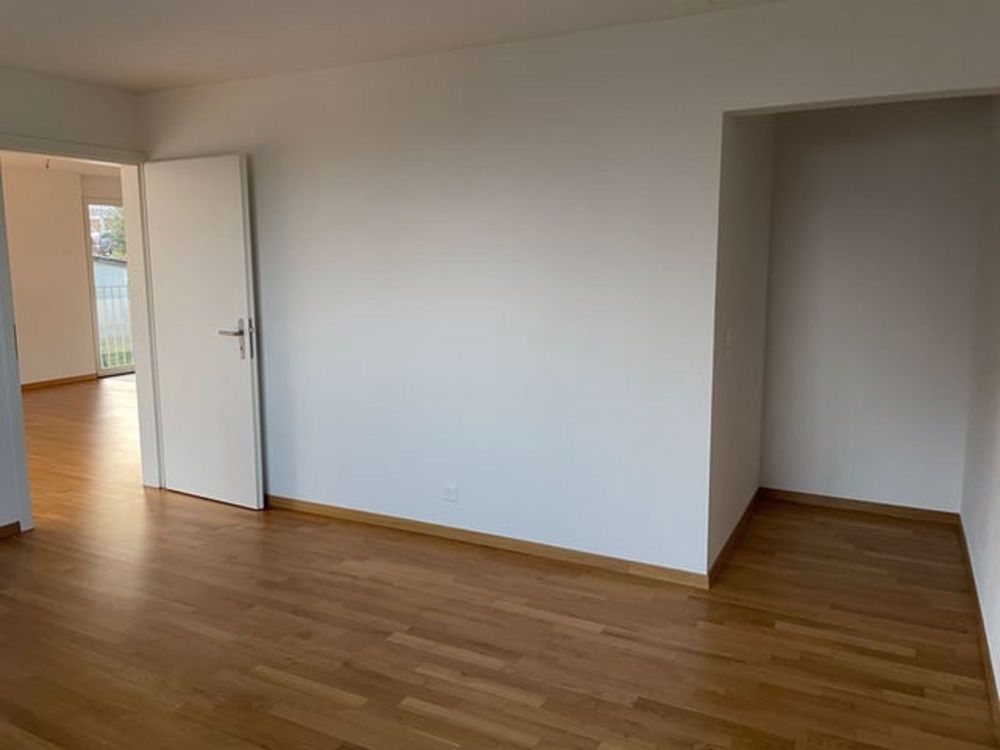 Wunderschöne 4,5 Zimmerwohnung mit Aussicht auf die Alpen - Bild 5