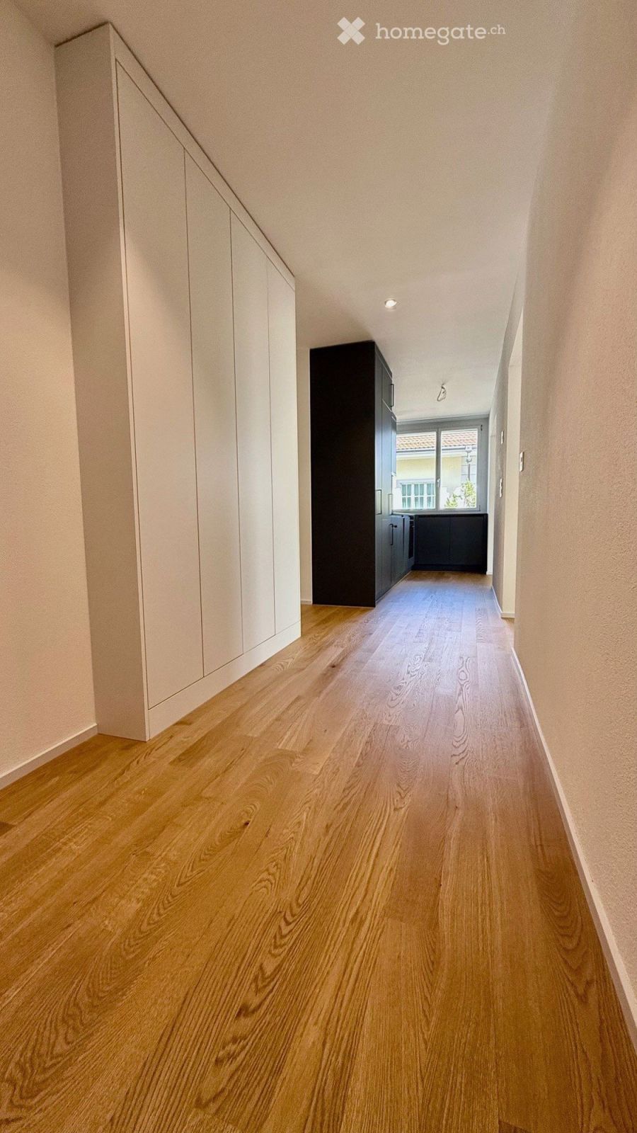 Erstvermietung: geräumige 4,5-Zimmerwohnunggrosser mit sonniger Terrasse und Aussicht - Bild 3