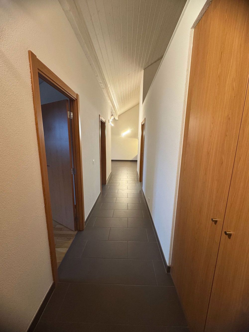 Schönes modernes 3-Zimmer-Apartement (64m²) im letzten Stock – Zu vermieten in La Tour-de-Peilz - Bild 1