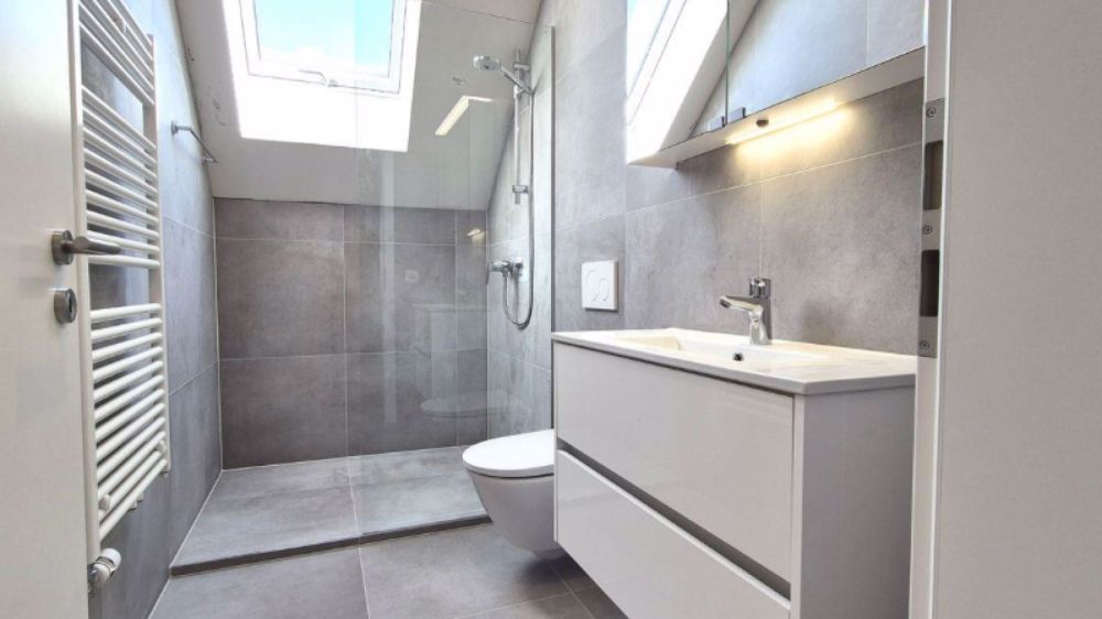 Kernsanierte 1.5-Zimmer-Wohnung mit Waschturm – Erstvermietung nach Totalsanierung - Bild 2