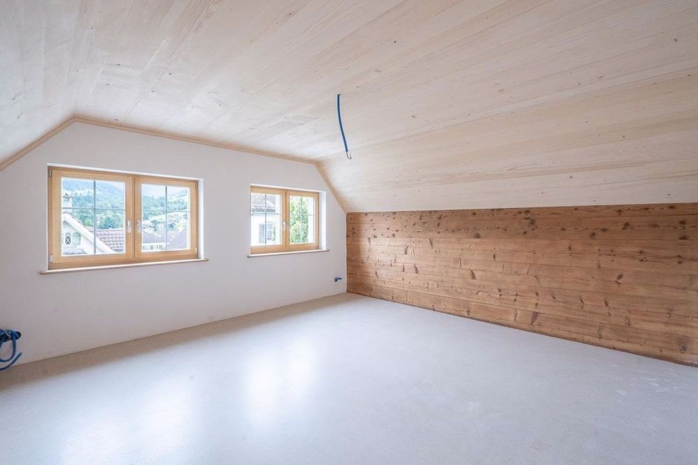 Charmant Wohnen mit besten Anbindungen nach Totalsanierung - Elternzimmer Etage 2 (DG)