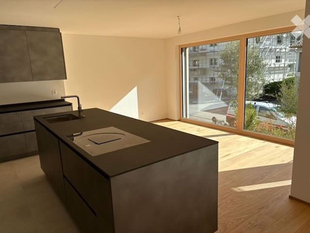 Nigelnagelneue 4.5-Zimmer-Wohnung mit Balkon und Einstellplatz in Brig-Glis - Bild 3