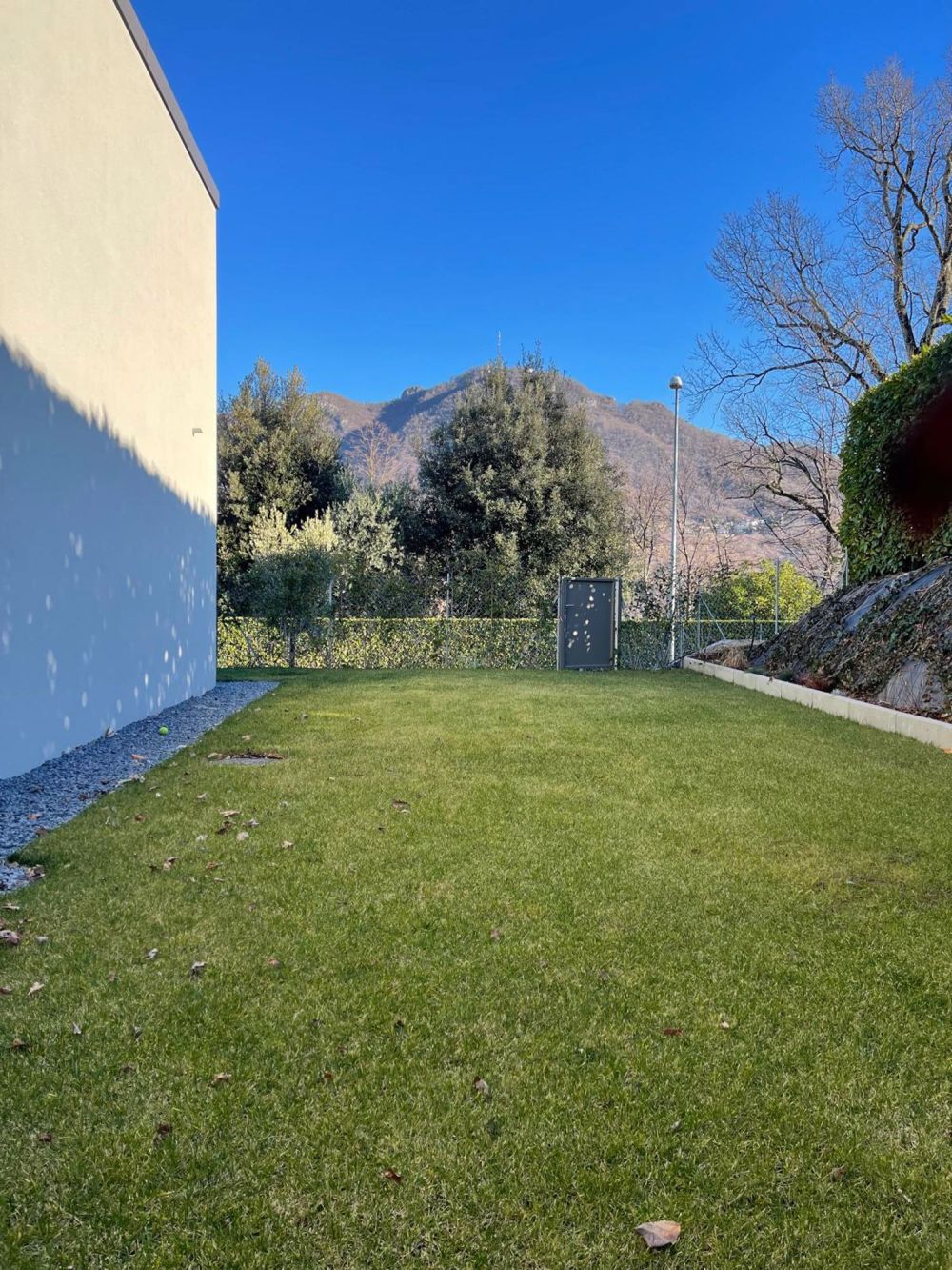 Appartamento con spazioso giardino - Bild 11
