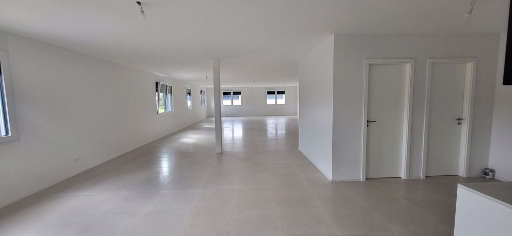 Administratif/Bureau 4 pièces 200 m2 à Corcelles-près-Payerne - Bild 1