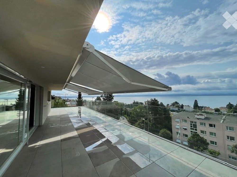 Magnifique appartement de 4,5 pièces avec vue panoramique à Neuchâtel - Bild 1