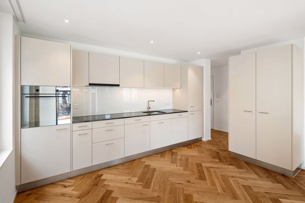 Hochmoderne 3.5-Zimmerwohnung mit Balkon im Erstbezug - Küche