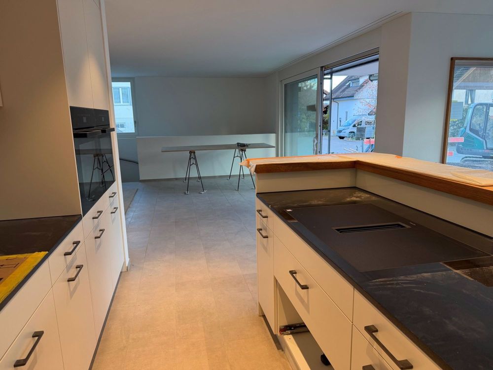 Erstvermietung / First Rental: 3.5-Zimmer-Gartenwohnung mit Hobby-/Büroraum im Maisonette-Stil - Bild 9