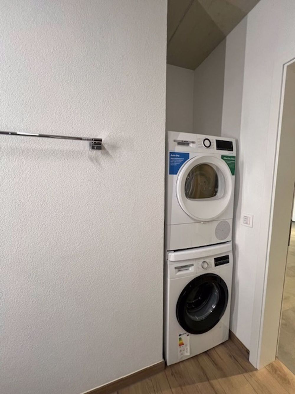 À louer : superbe appartement 2.5 pièces moderne et lumineux-1er étage - Bild 7