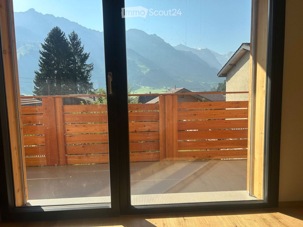Moderne 3.5-Zimmer-Neubau-Wohnung mit Bergblick in Frutigen - Bild 10