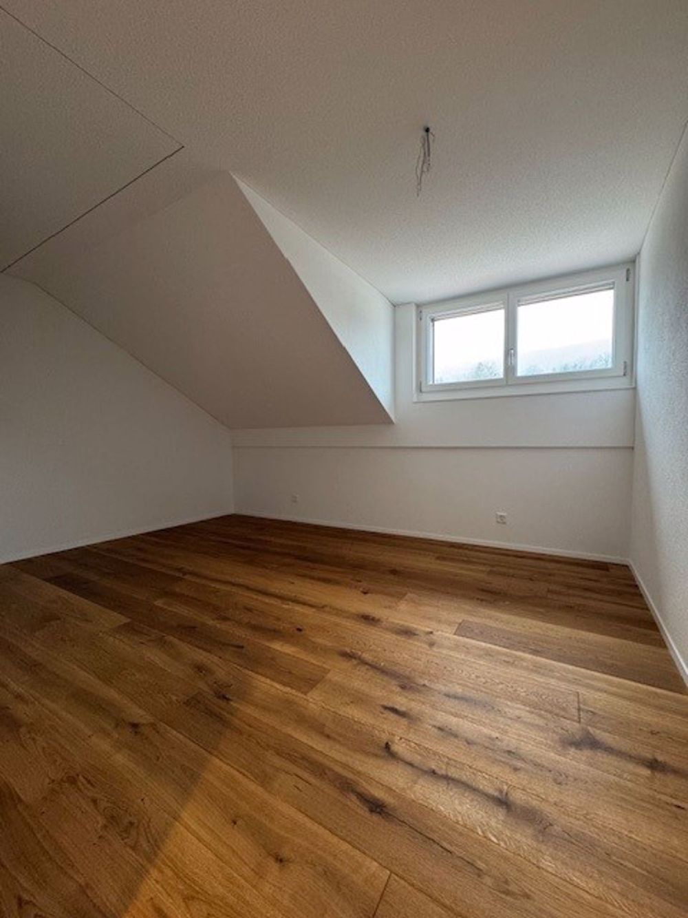 Moderne 4.5-Zimmer-Wohnung in Neubau! - Bild 8