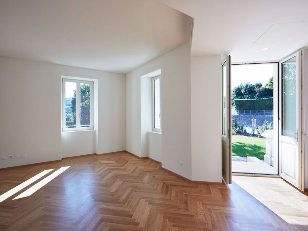 Historische Villa - 4.5-Zimmer-Duplex mit großem Garten - Bild 3