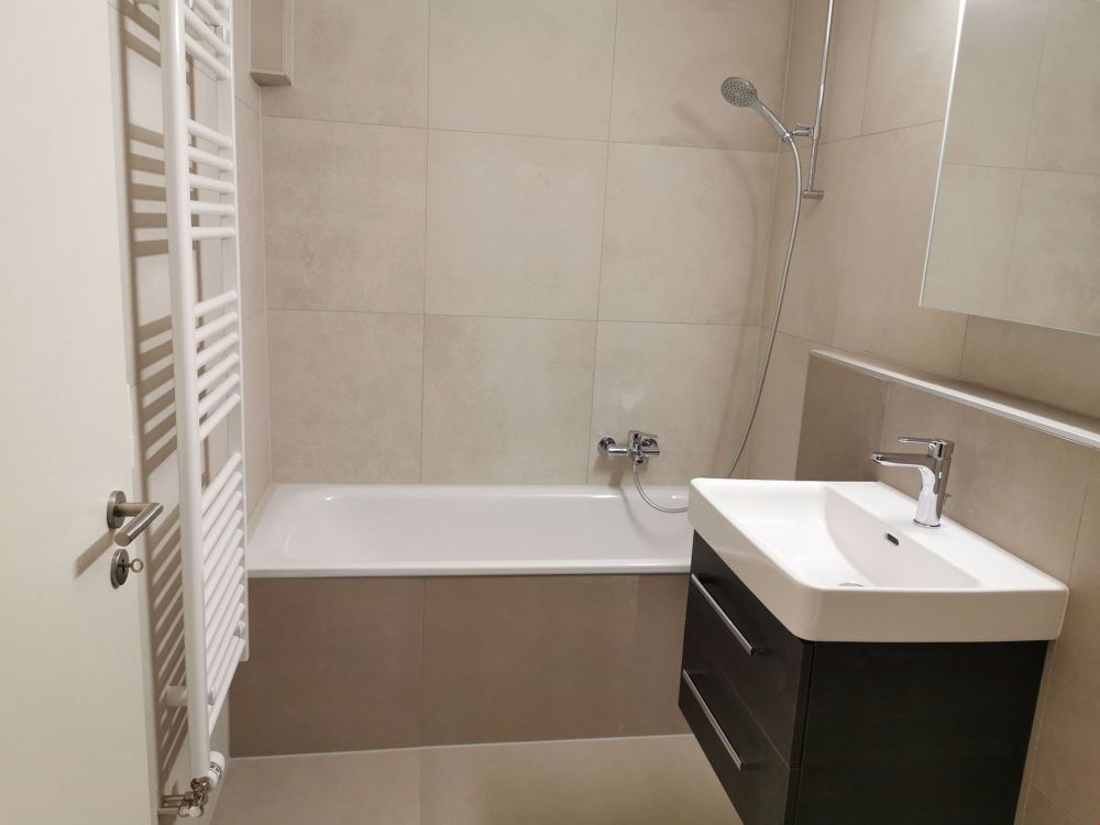 Superbe appartement de 2,5 pièces au centre ville de La Sarraz avec jardin privatif - Bild 11