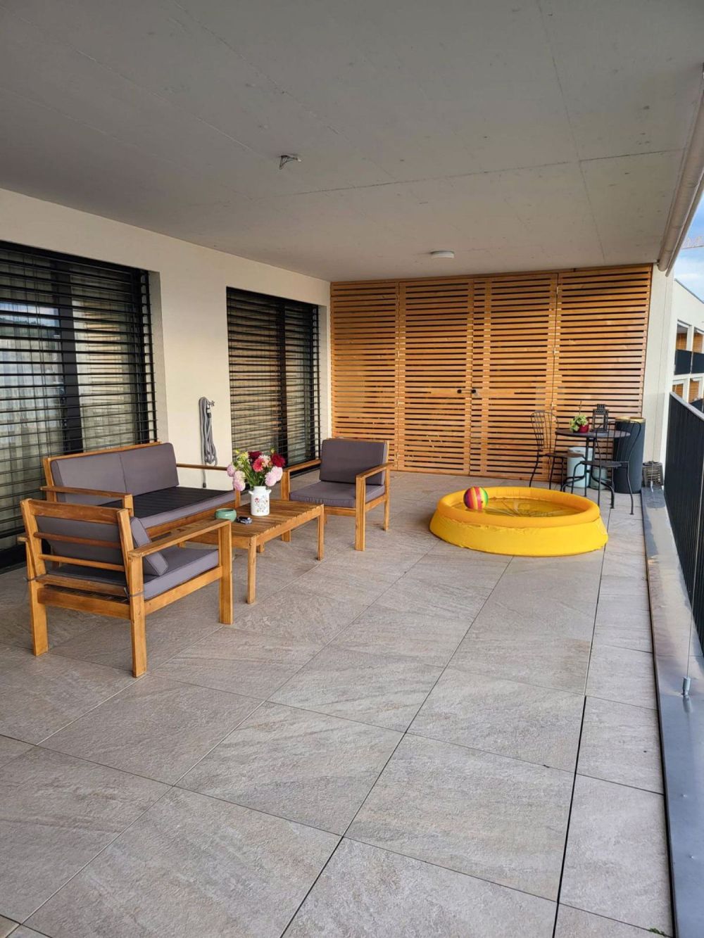 MENZIKEN / 40qm Balkon / 120qm Wohnung !! - Bild 1