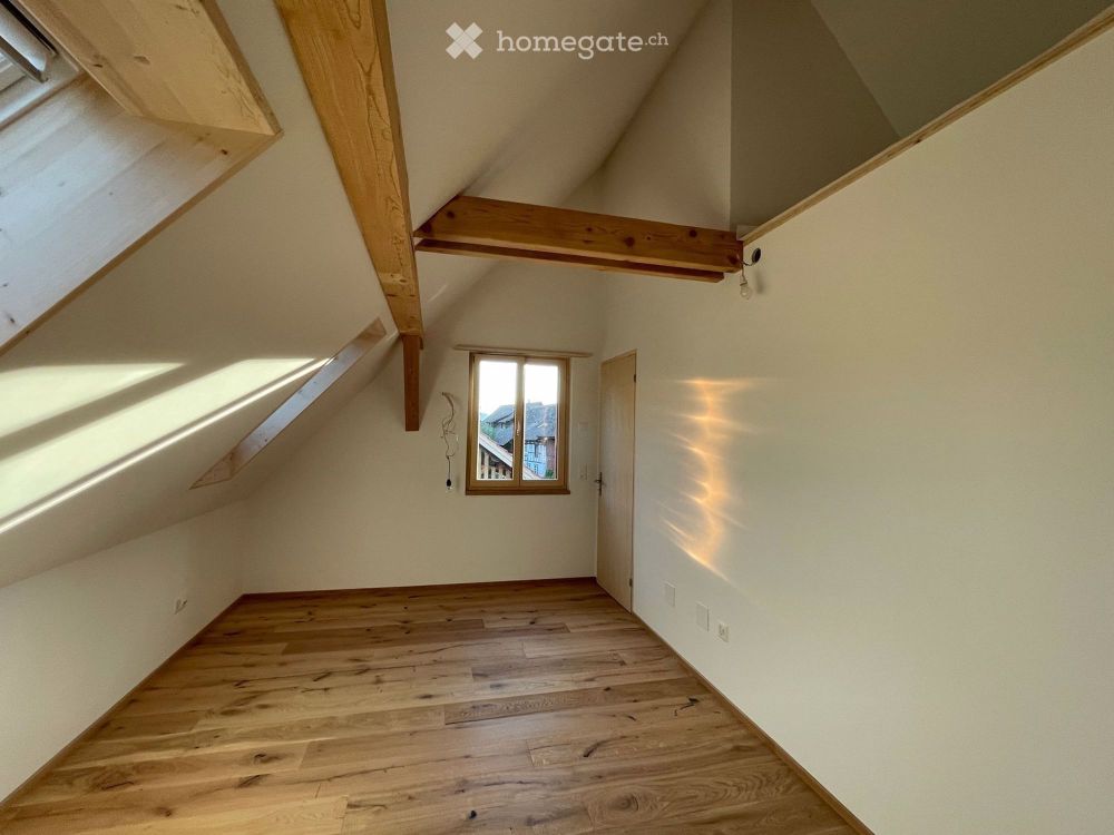 Sonnige und grosszügige 3.5-Zimmer-Wohnung als eigener Hausteil - Bild 8