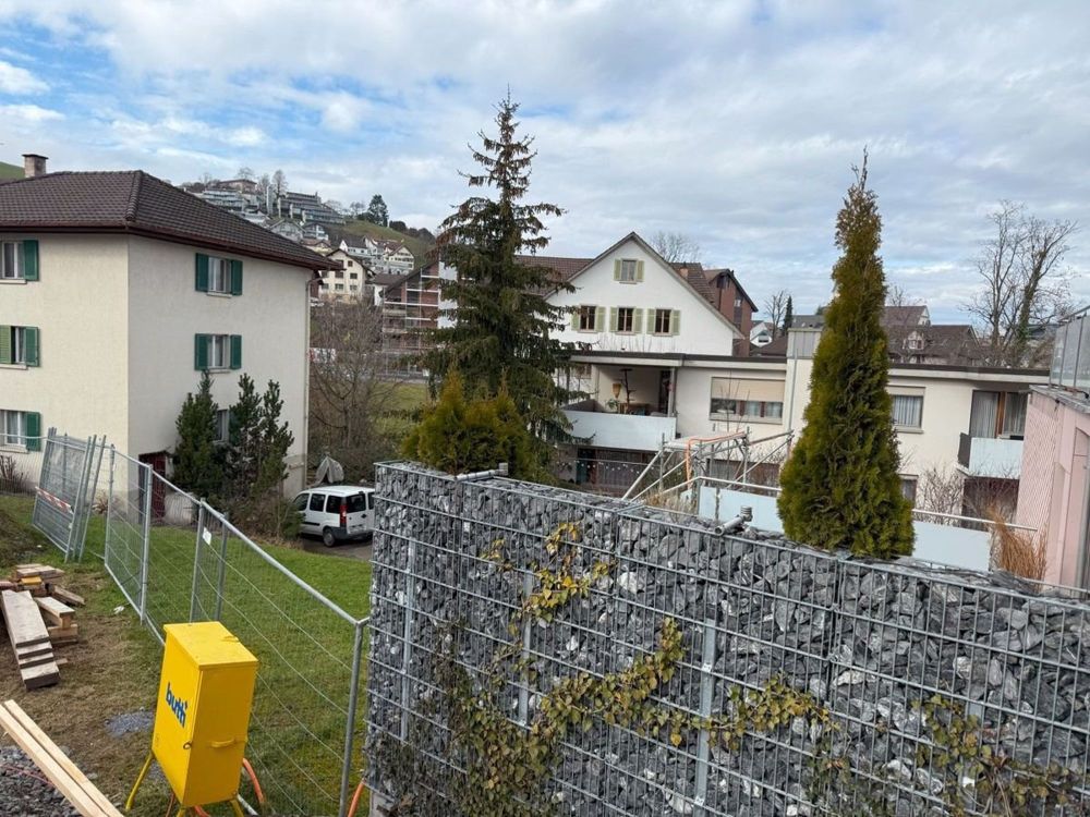 Attraktive 3 1/2 Zimmer Neubau Attika Maisonette an zentraler Lage - OG Aussicht