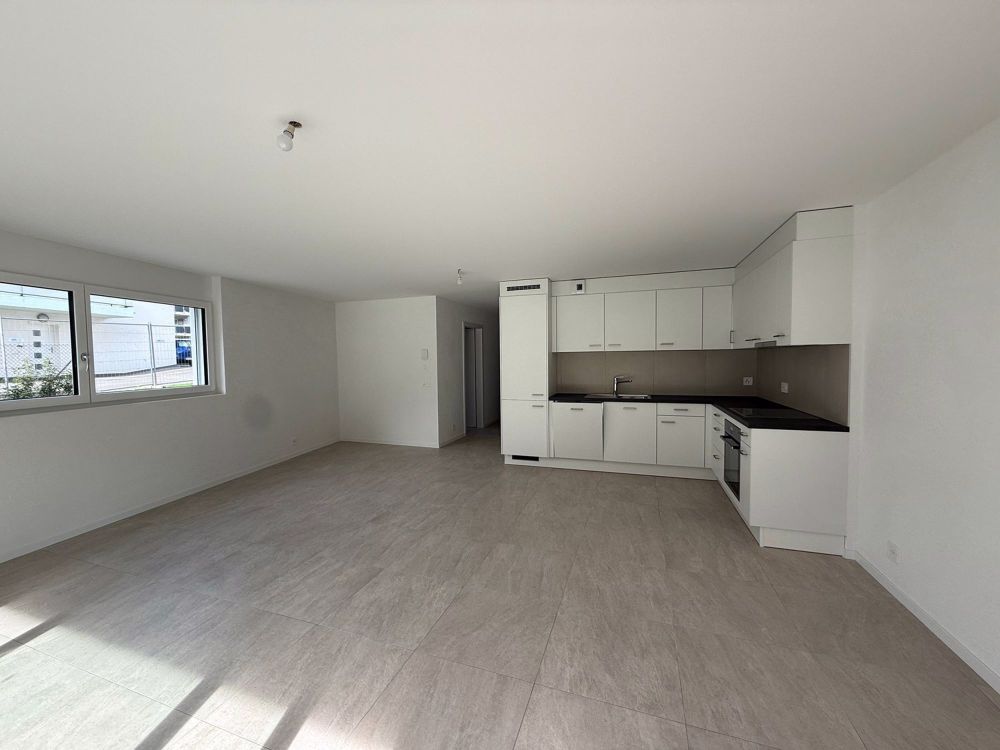C01- Wohnung 2 Zimmer hell mit Balkon in St-Pierre-de-Clages - Bild 4