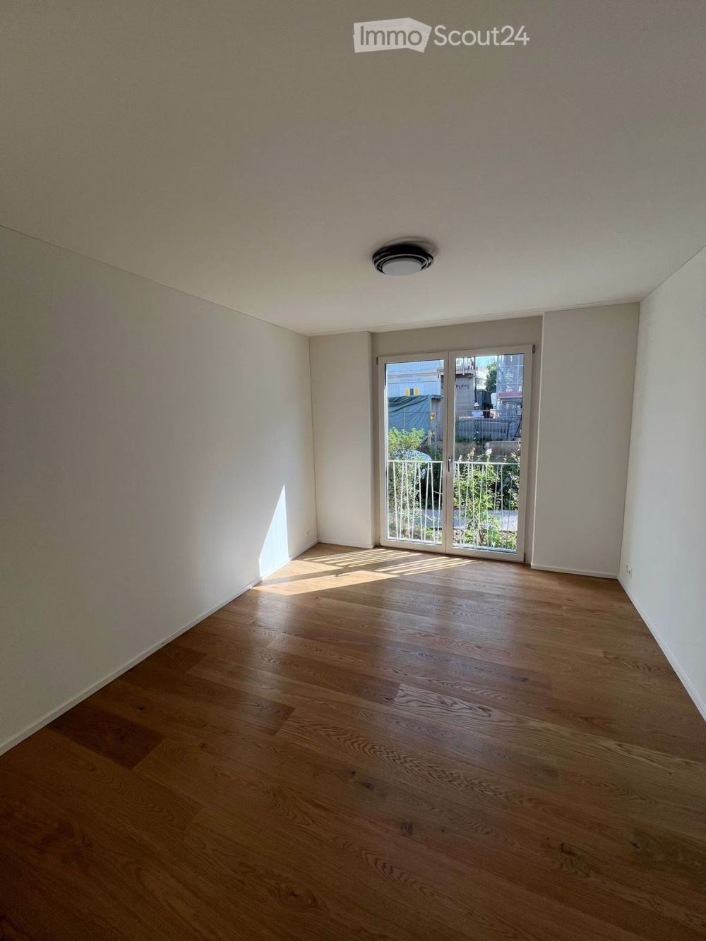 Stilvoll wohnen mit Gartenfeeling – moderne 3.5-Zimmerwohnung in Zürich-Witikon - Bild 3