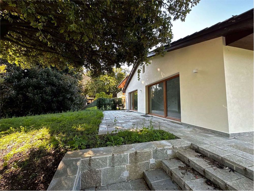 Villa auf einer Ebene in einer ruhigen Gegend - Bild 8