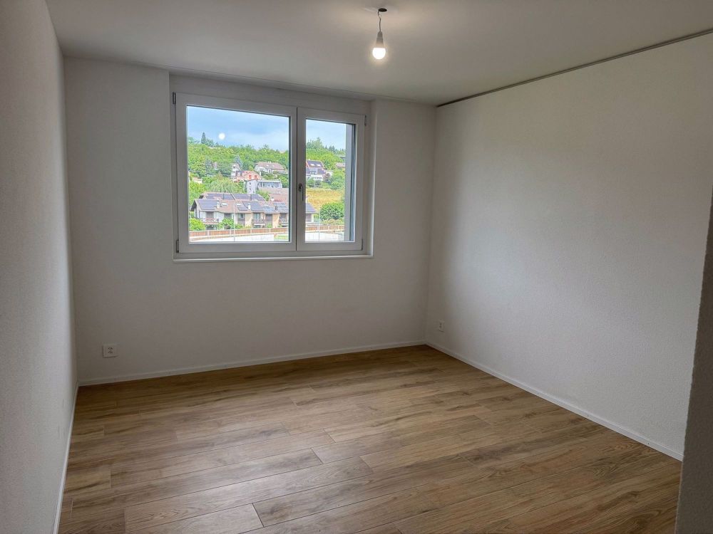 05718 - Appart. 3½ PCES - IMP. CHAMP-RIOND 7 - MATRAN - Bild 4