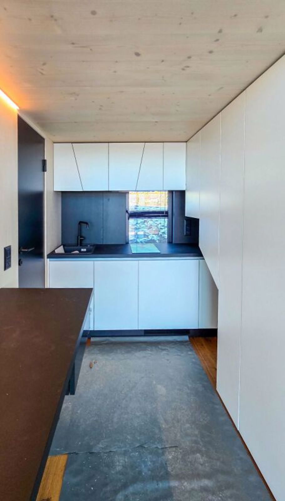1.5 Zi-Tiny House an einmaliger Lage - Essbereich