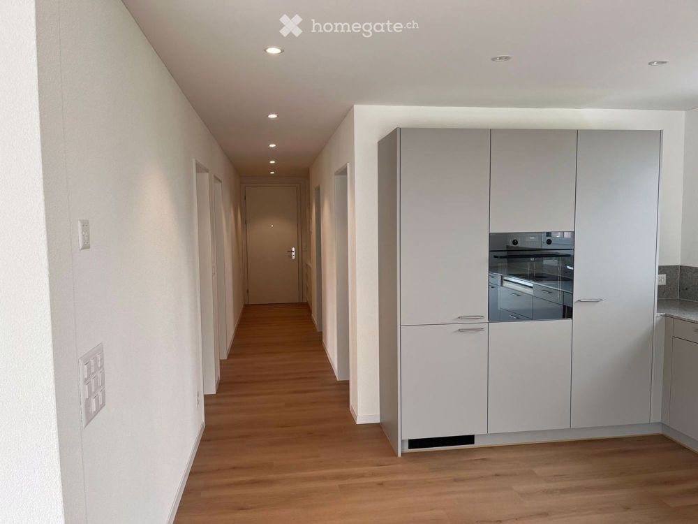 Erstbezug: 3.5 Zimmer Parterre Wohnung mit grossem Sitzplatz - Bild 3