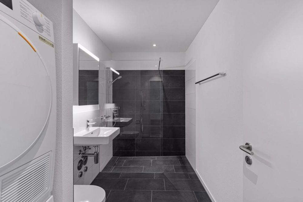 Erstvermietung - Ihr neues Zuhause im Wolfganghof Süd - 2430.04.1002_Bad.jpg