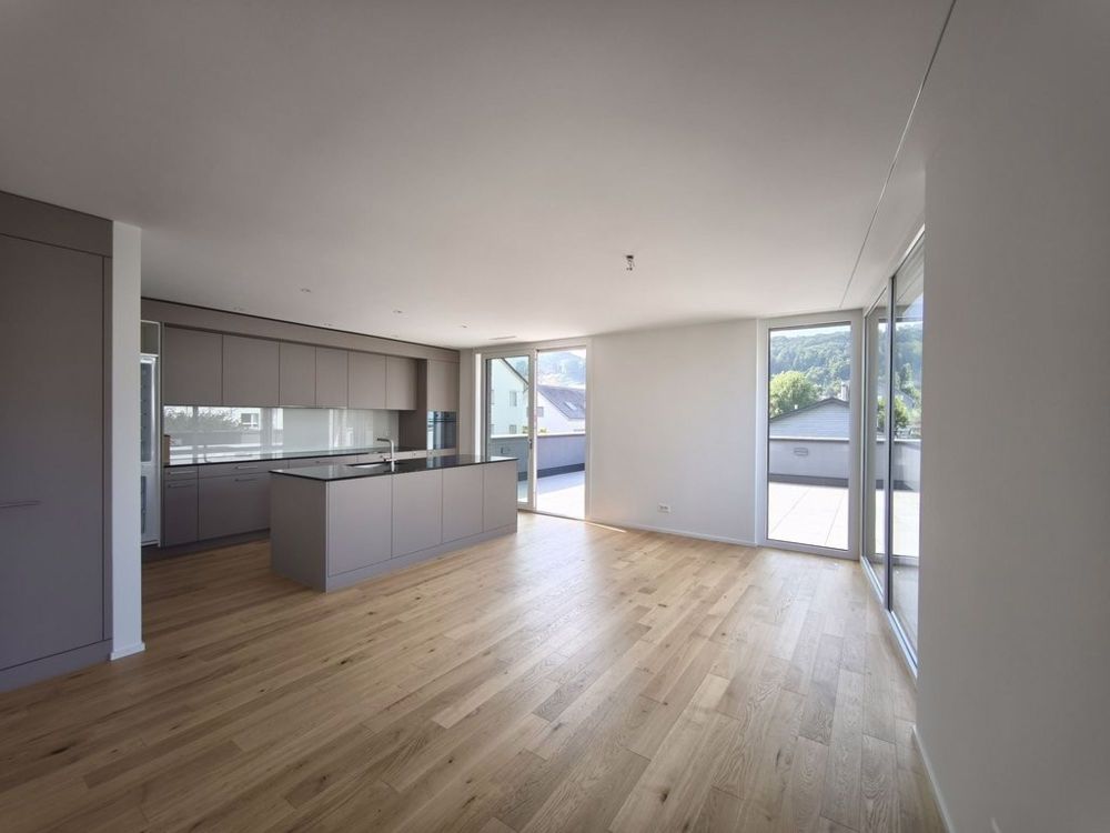 Exklusive Attika Wohnung mit Aussicht - IMG_20250815_100002.jpg